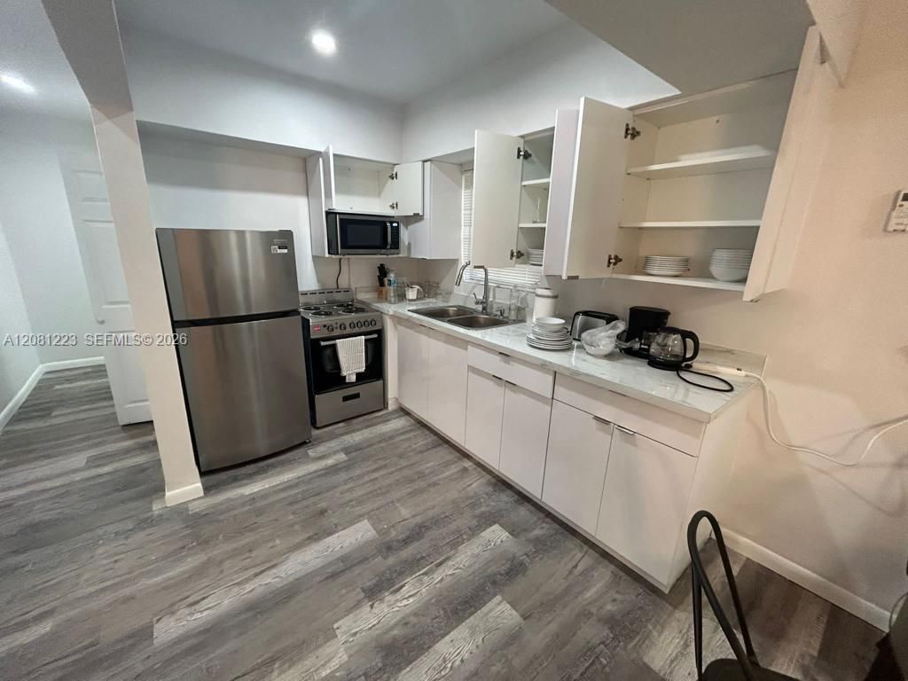 2655 SW 24th Ave , Unit 4, Miami, FL 33133 Photo