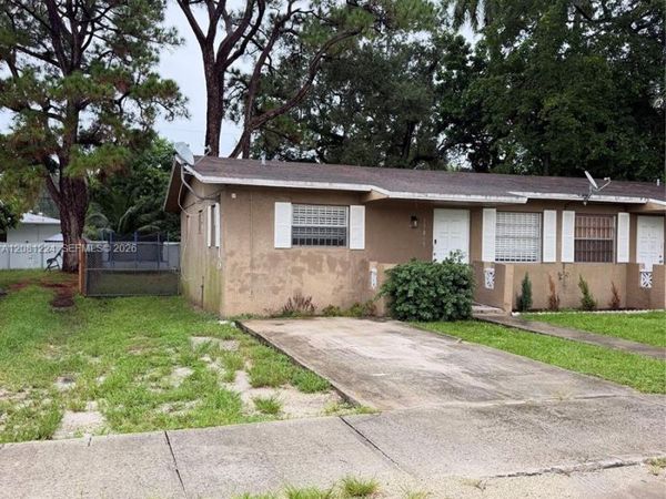 15813 NW 38th Ct , Unit 15813, Miami Gardens, FL 33054