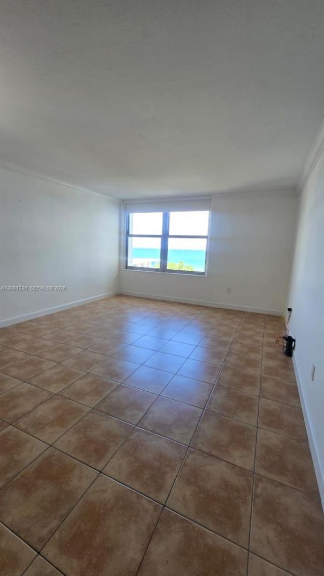 2899 Collins Ave, Unit 1005, Miami Beach, FL 33140 Photo