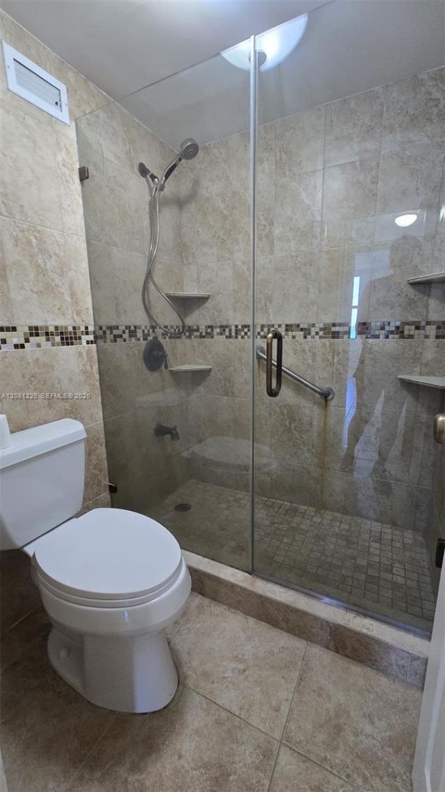 2899 Collins Ave, Unit 1005, Miami Beach, FL 33140 Photo
