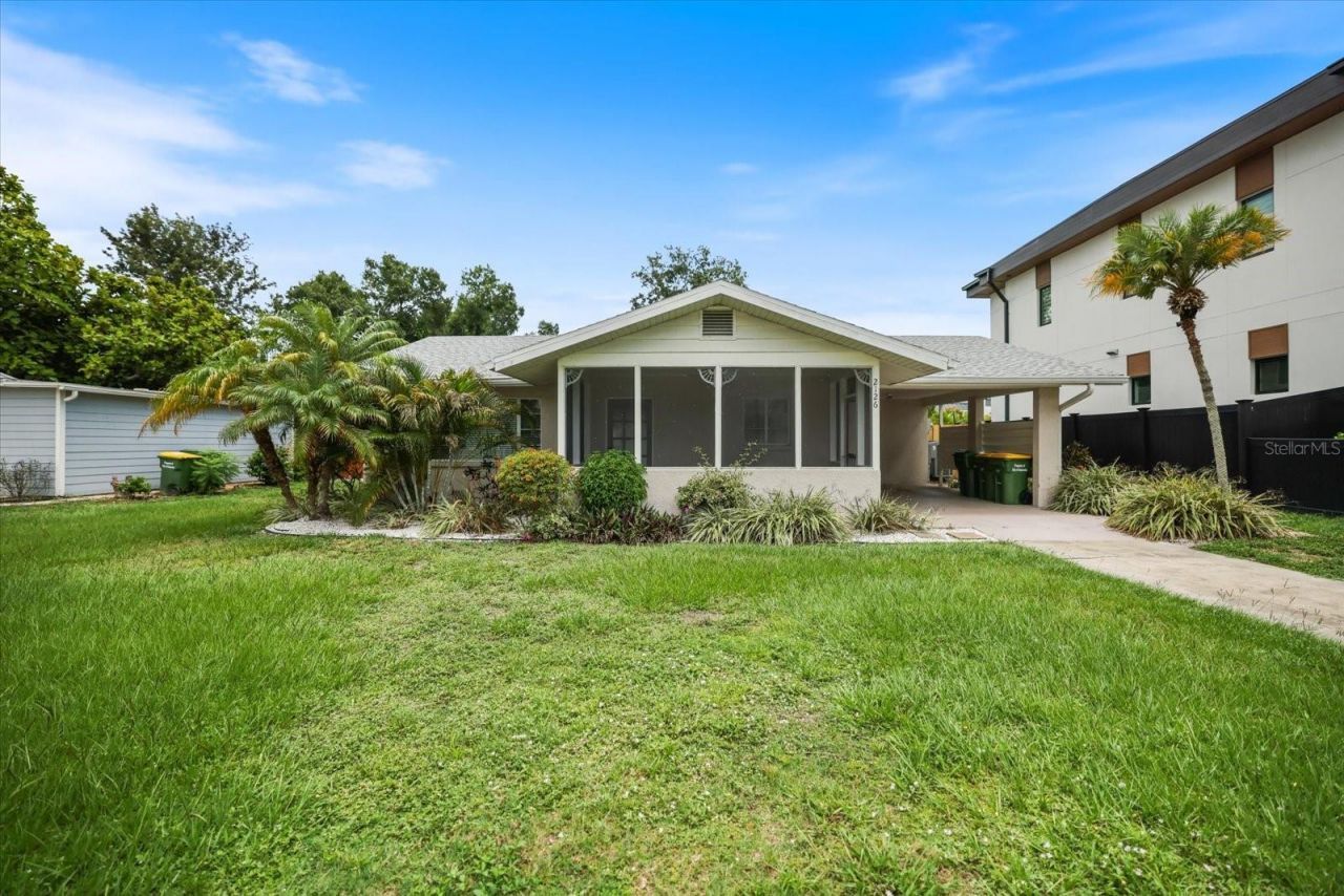 2126 Hyde Park Street, Sarasota, FL 34239 Photo