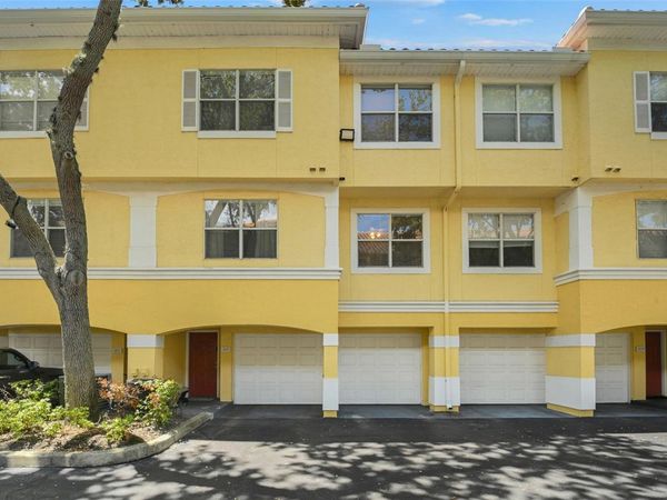 2637 LEGACY VILLAS DRIVE , Unit 2637, MAITLAND, FL 32751