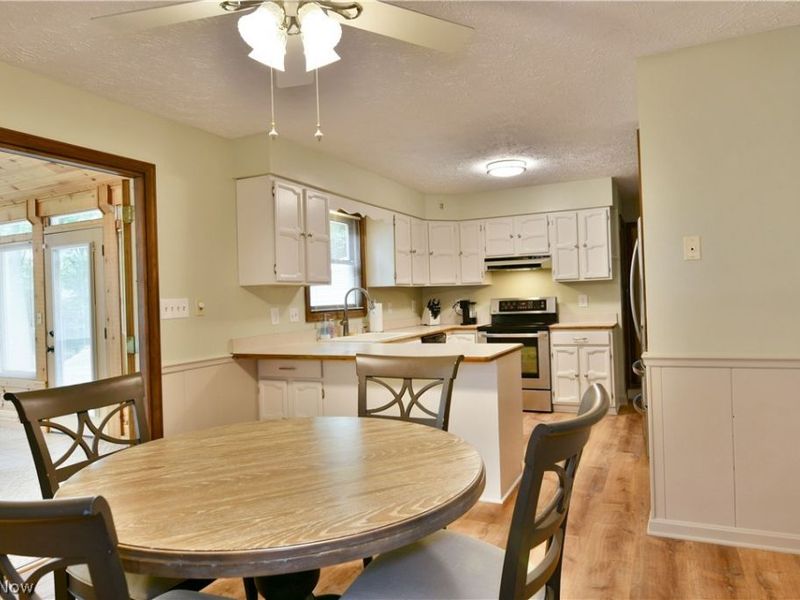 1097 Center Street E, Warren, OH 44481 Photo 12