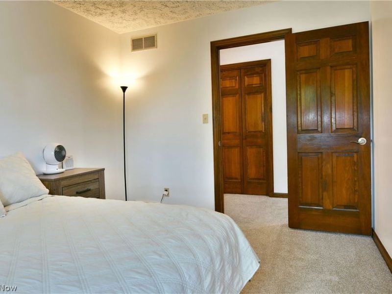 1097 Center Street E, Warren, OH 44481 Photo 28