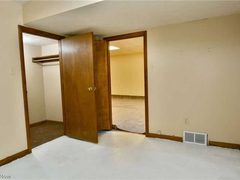 1097 Center Street E, Warren, OH 44481 Photo 43