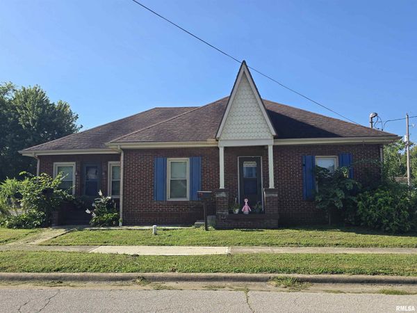125 VIRGINIA Street, Carterville, IL 62918