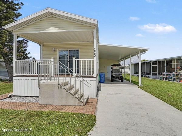 220 Blossom Lane NE , Palm Bay, FL 32907