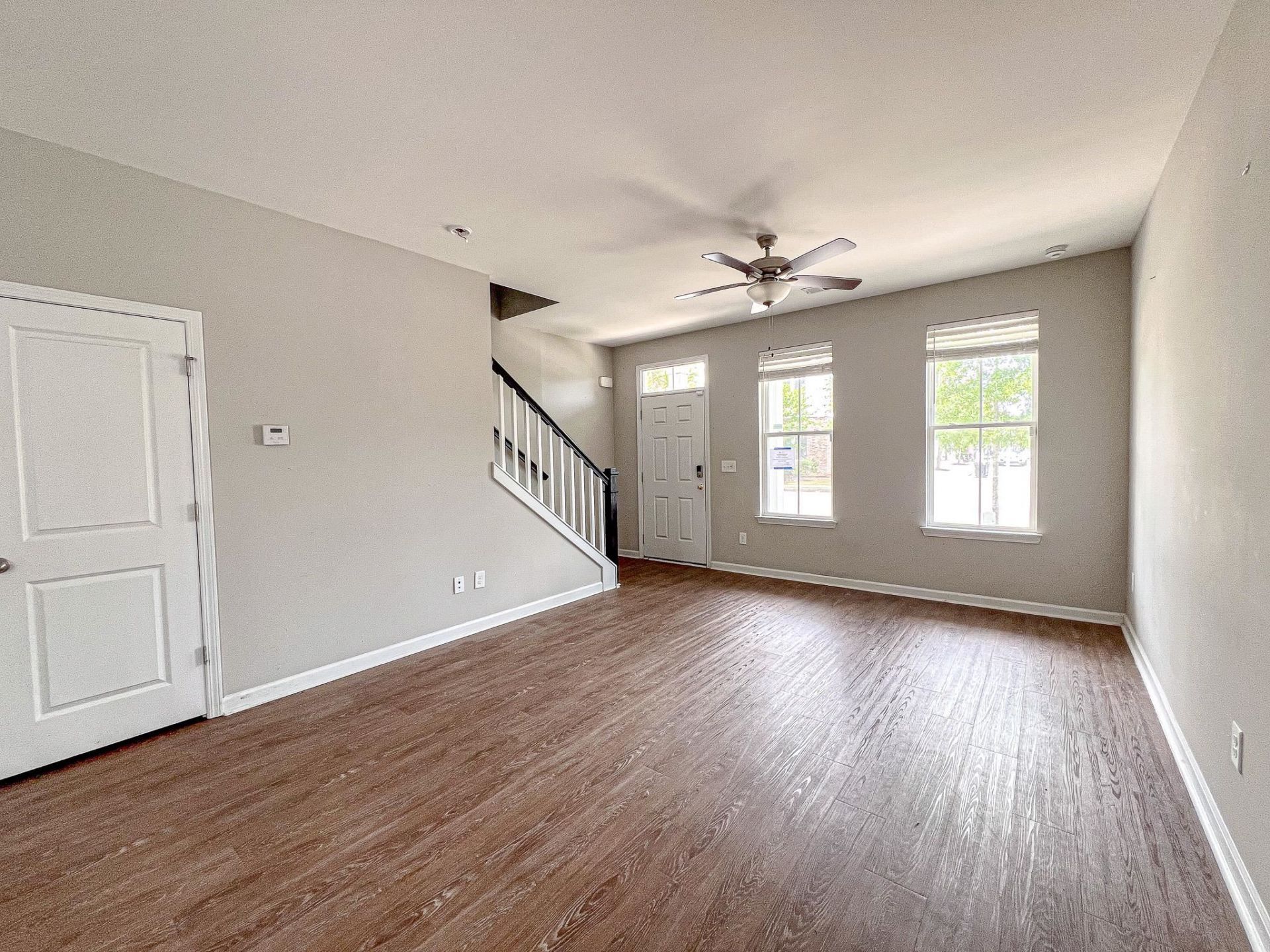 3525 Bristol Ln. Photo 6
