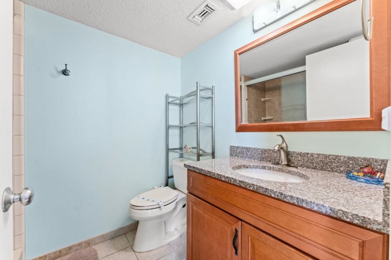 4000 N Ocean Blvd. Photo 18