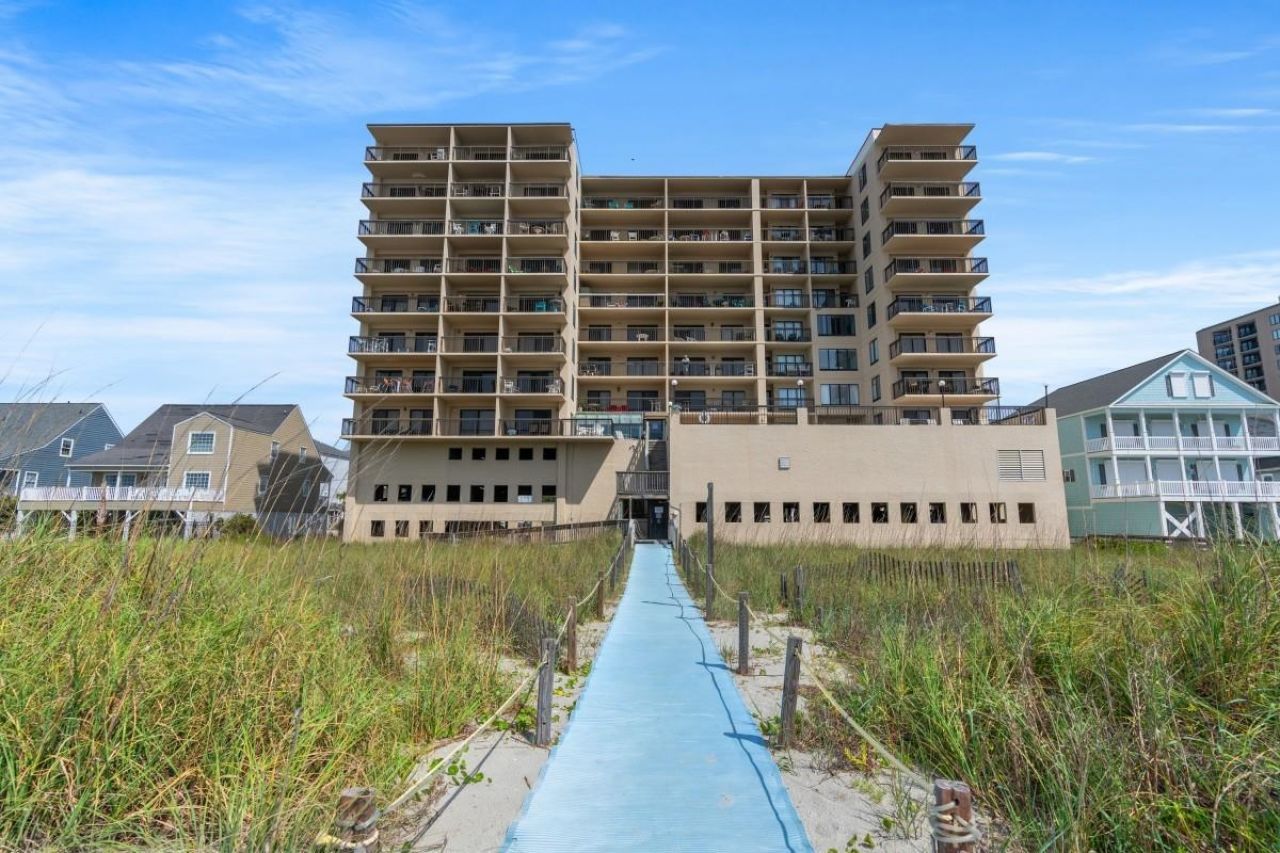 4000 N Ocean Blvd. Photo 26