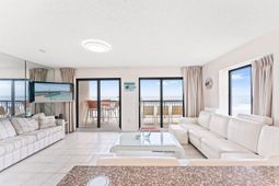 4000 N Ocean Blvd. photo 4