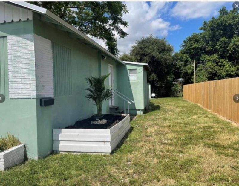 136 N 24th Avenue, Hollywood, FL 33020 Photo