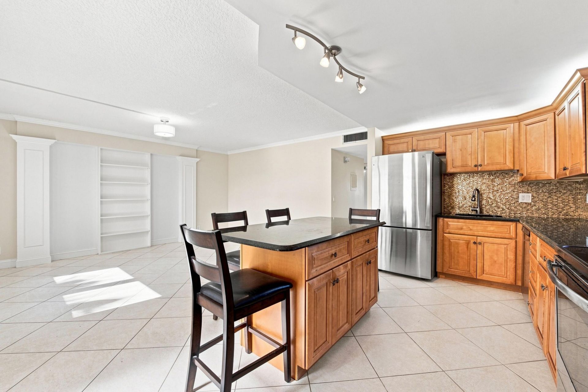 3 Flanders A, Delray Beach, FL 33484 Photo