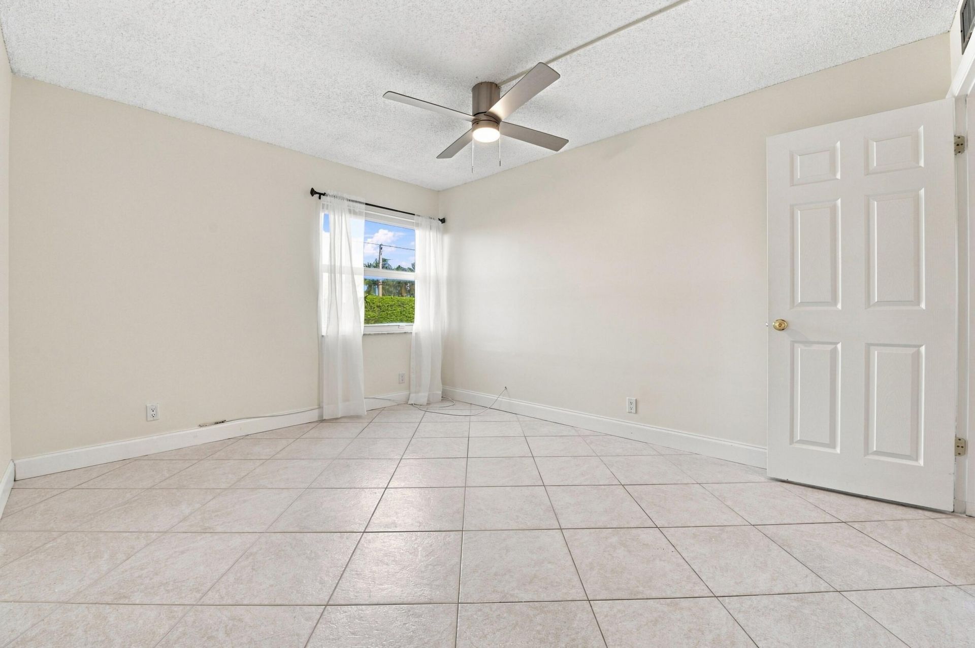 3 Flanders A, Delray Beach, FL 33484 Photo