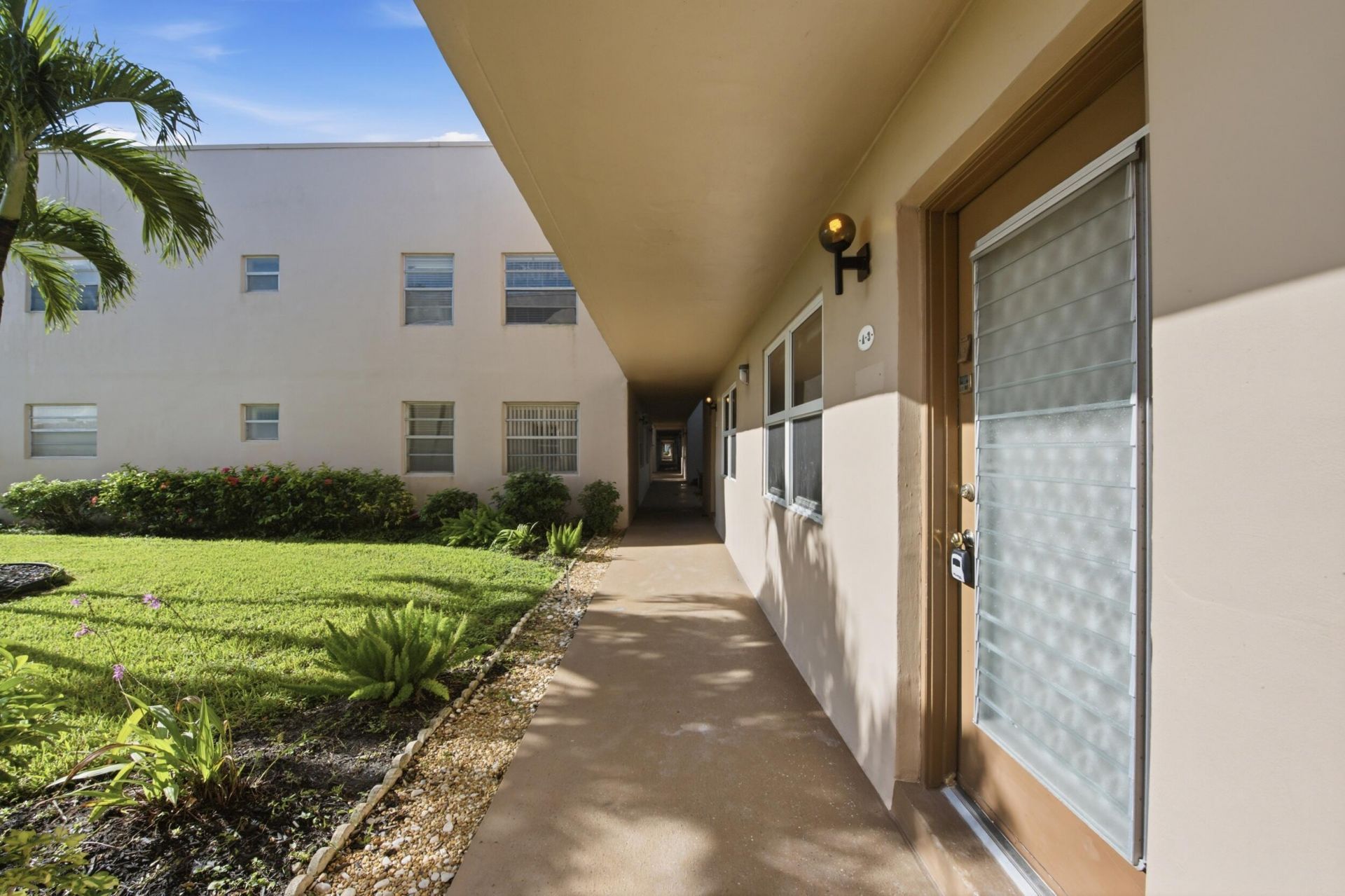 3 Flanders A, Delray Beach, FL 33484 Photo