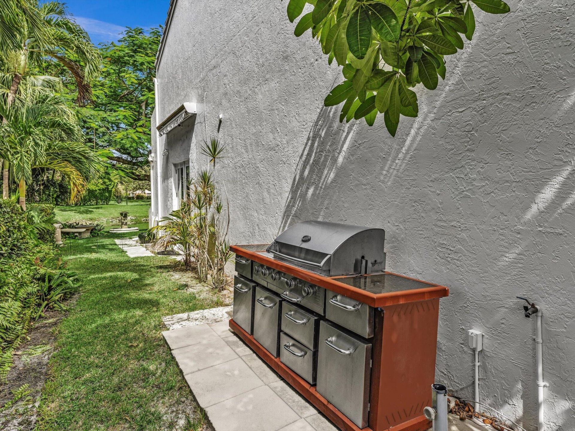 1970 Canterbury Circle, Unit 1970, Wellington, FL 33414 Photo