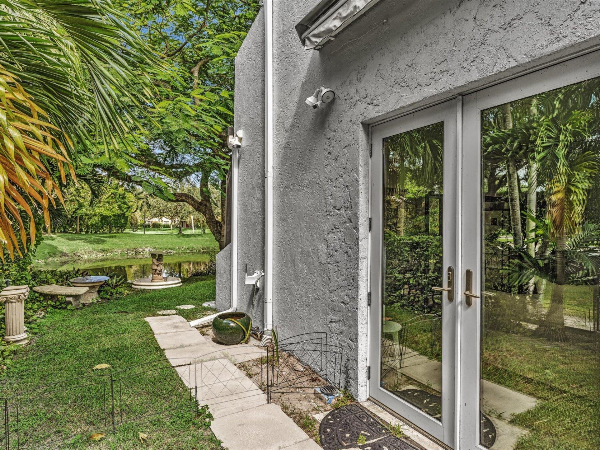 1970 Canterbury Circle, Unit 1970, Wellington, FL 33414 Photo