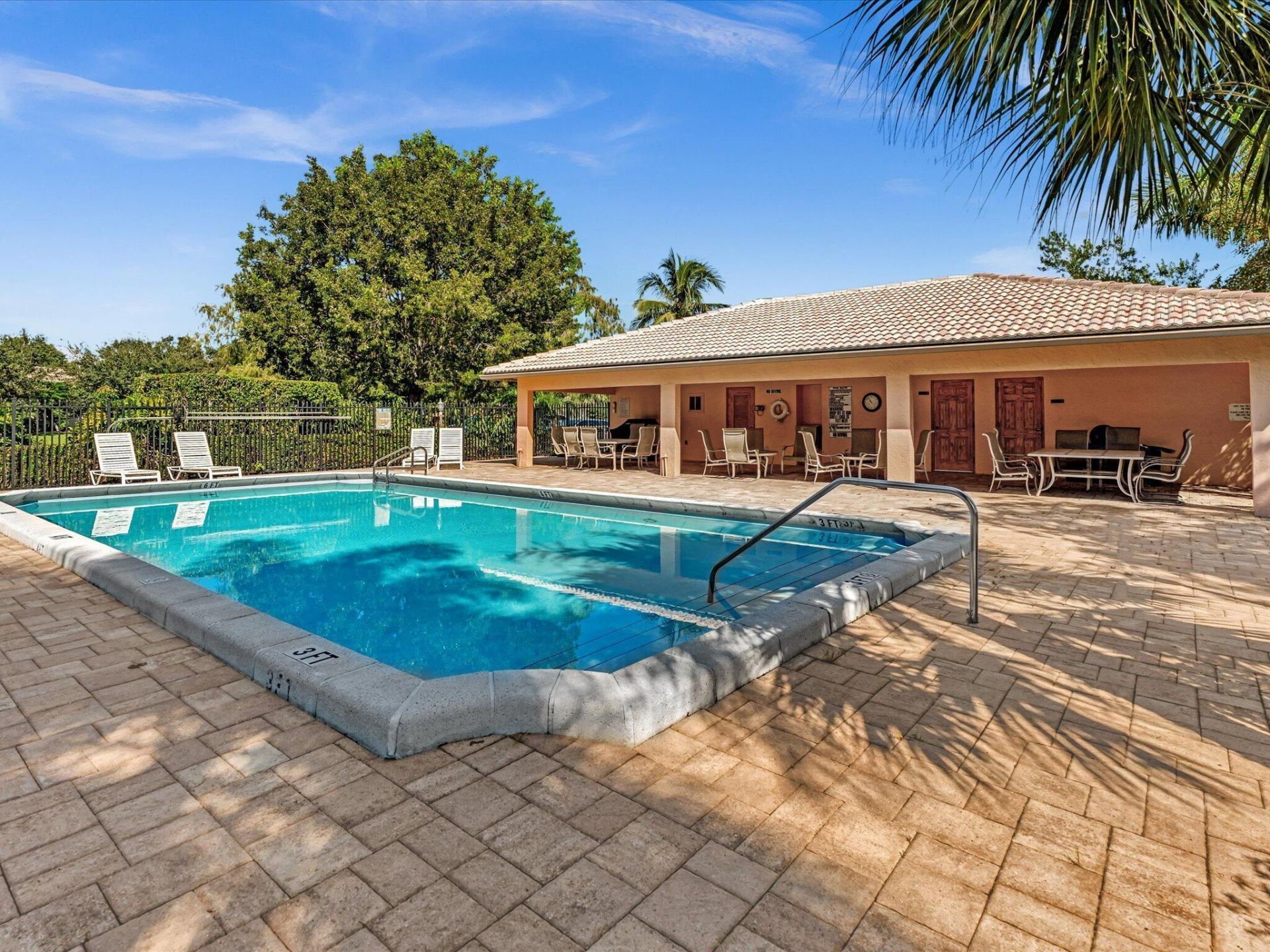 1970 Canterbury Circle, Unit 1970, Wellington, FL 33414 Photo
