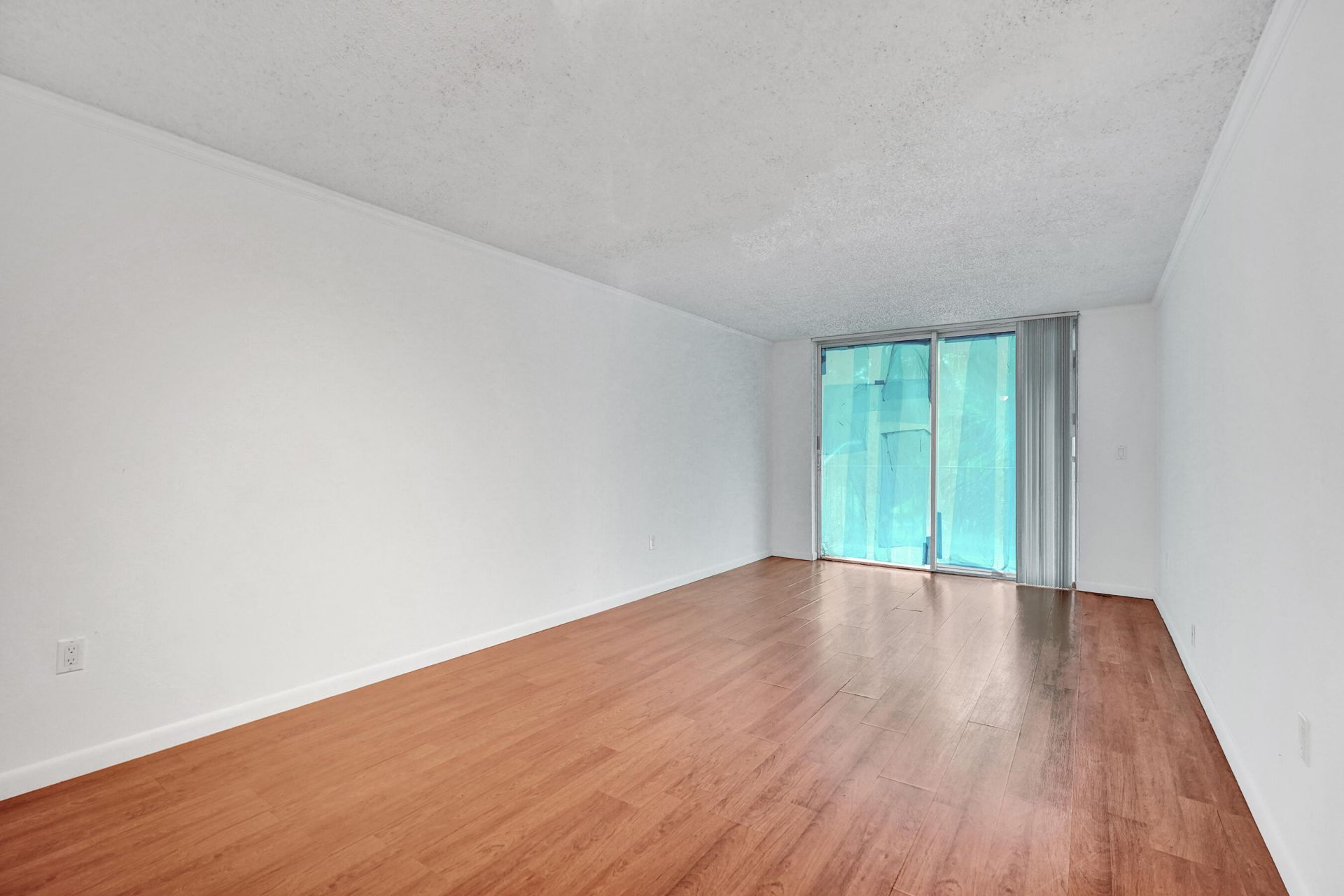1805 Sans Souci Boulevard, Unit 421, North Miami, FL 33181 Photo