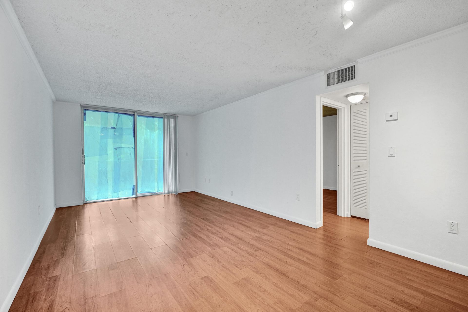 1805 Sans Souci Boulevard, Unit 421, North Miami, FL 33181 Photo