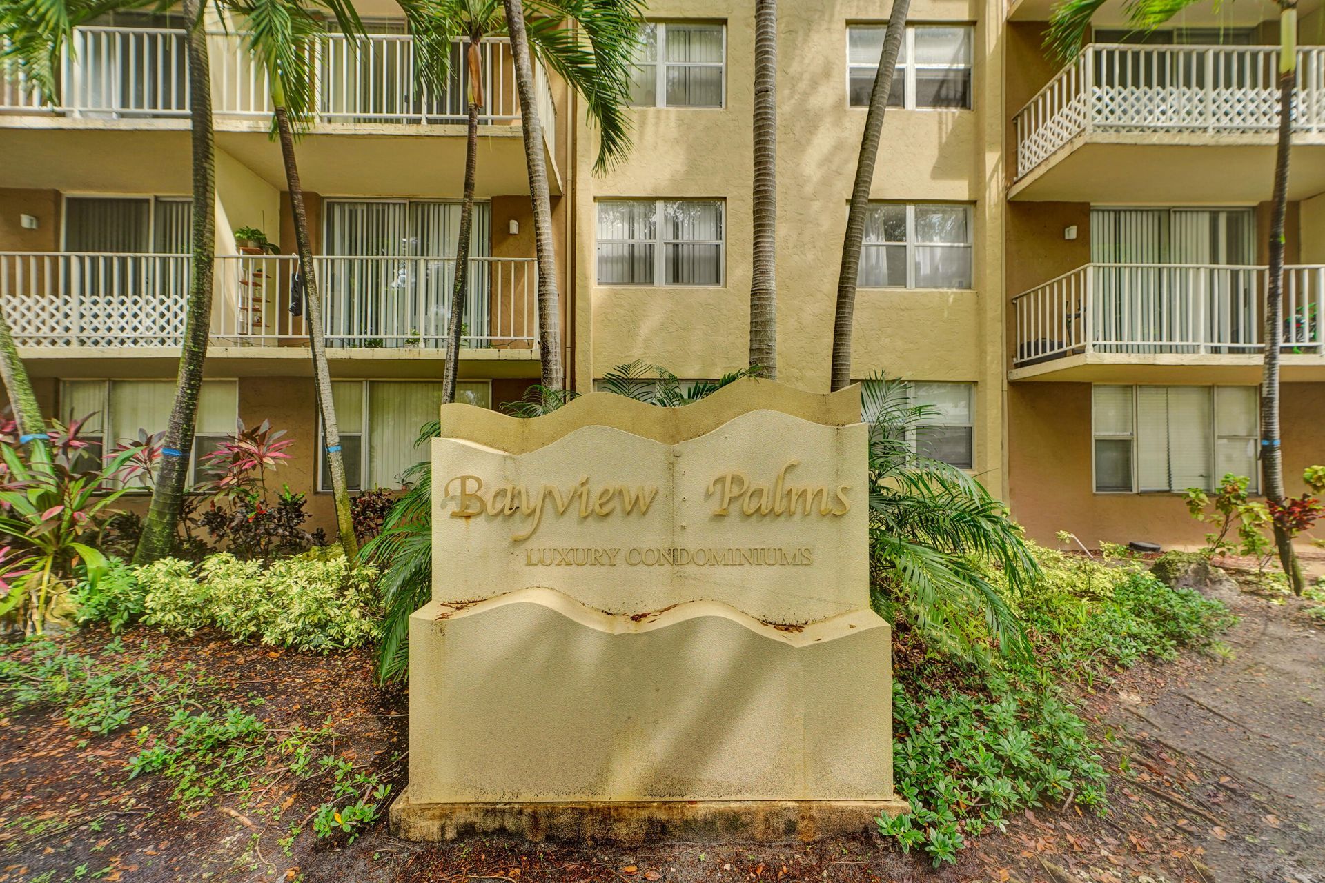 1805 Sans Souci Boulevard, Unit 421, North Miami, FL 33181 Photo