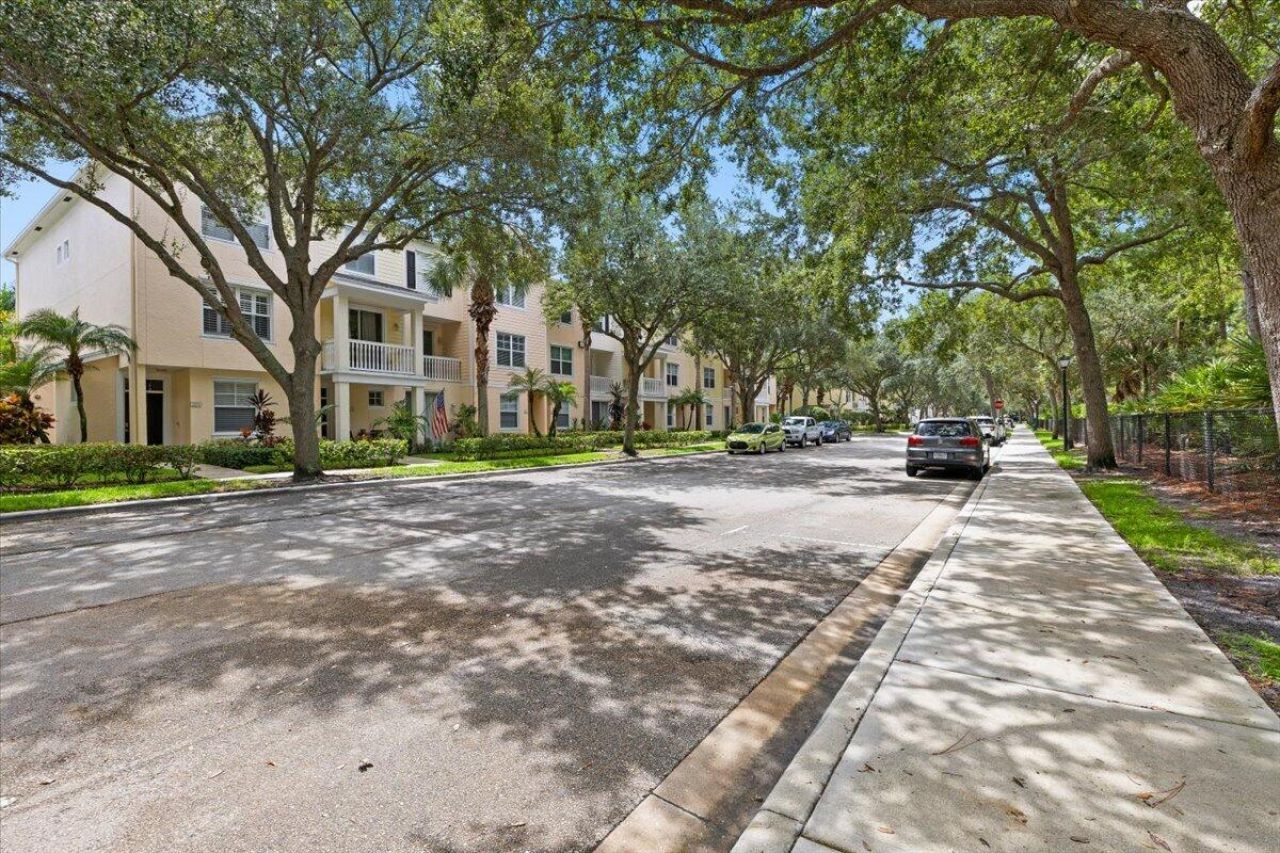 155 Galicia Way, Unit 210, Jupiter, FL 33458 Photo