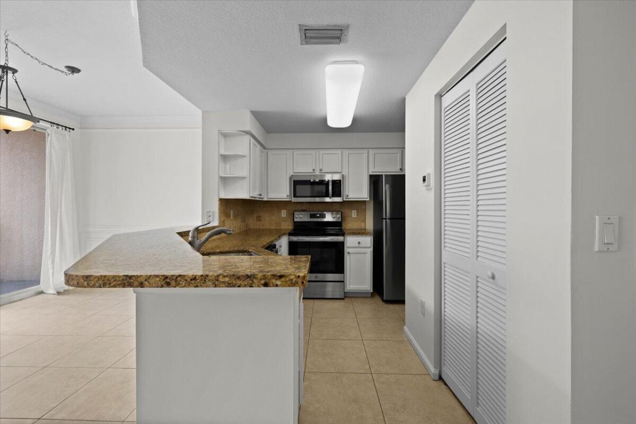 155 Galicia Way, Unit 210, Jupiter, FL 33458 Photo