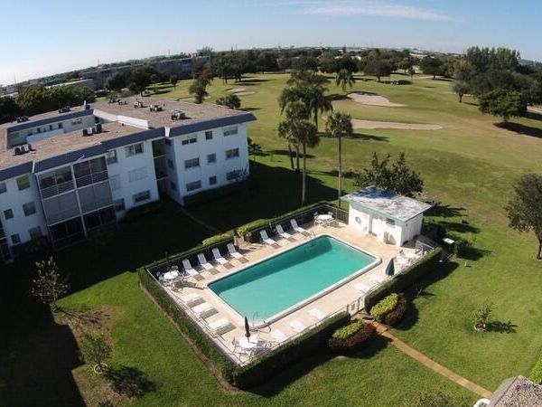 5501 NW 2ND Avenue, Unit 204, Boca Raton, FL 33487