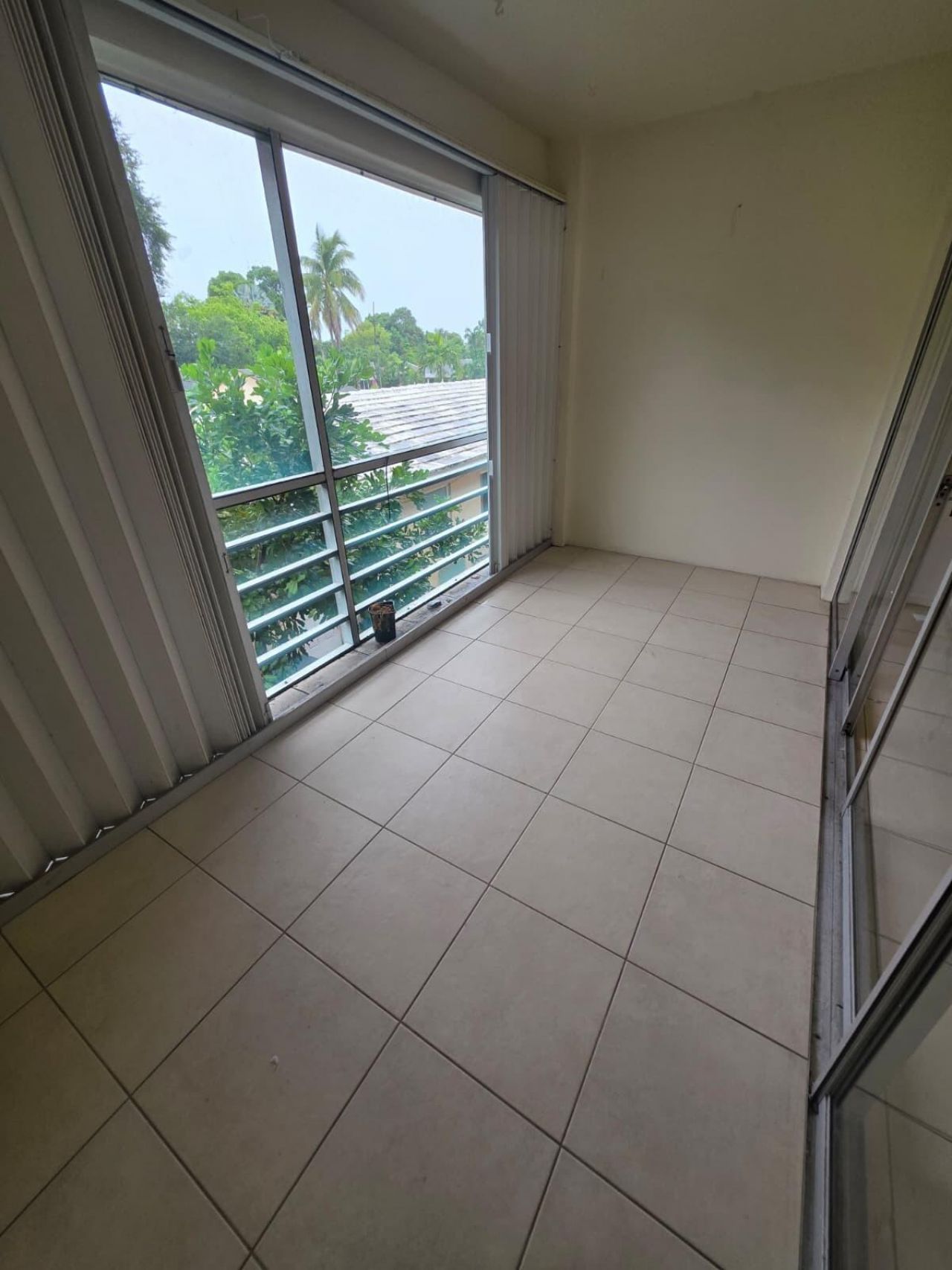 2839 Taylor Street, Unit 10, Hollywood, FL 33020 Photo