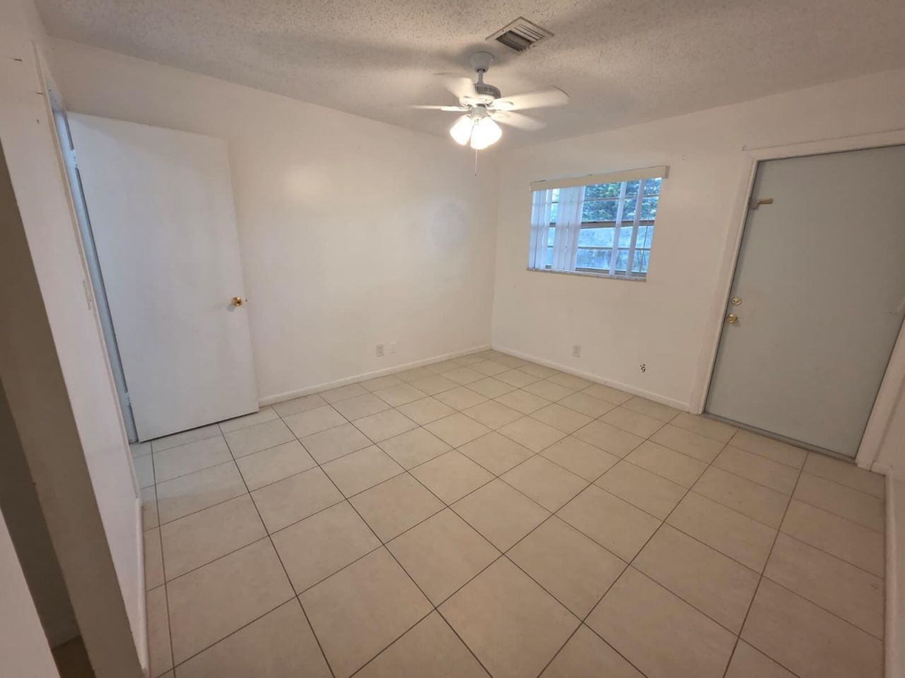 2839 Taylor Street, Unit 10, Hollywood, FL 33020 Photo