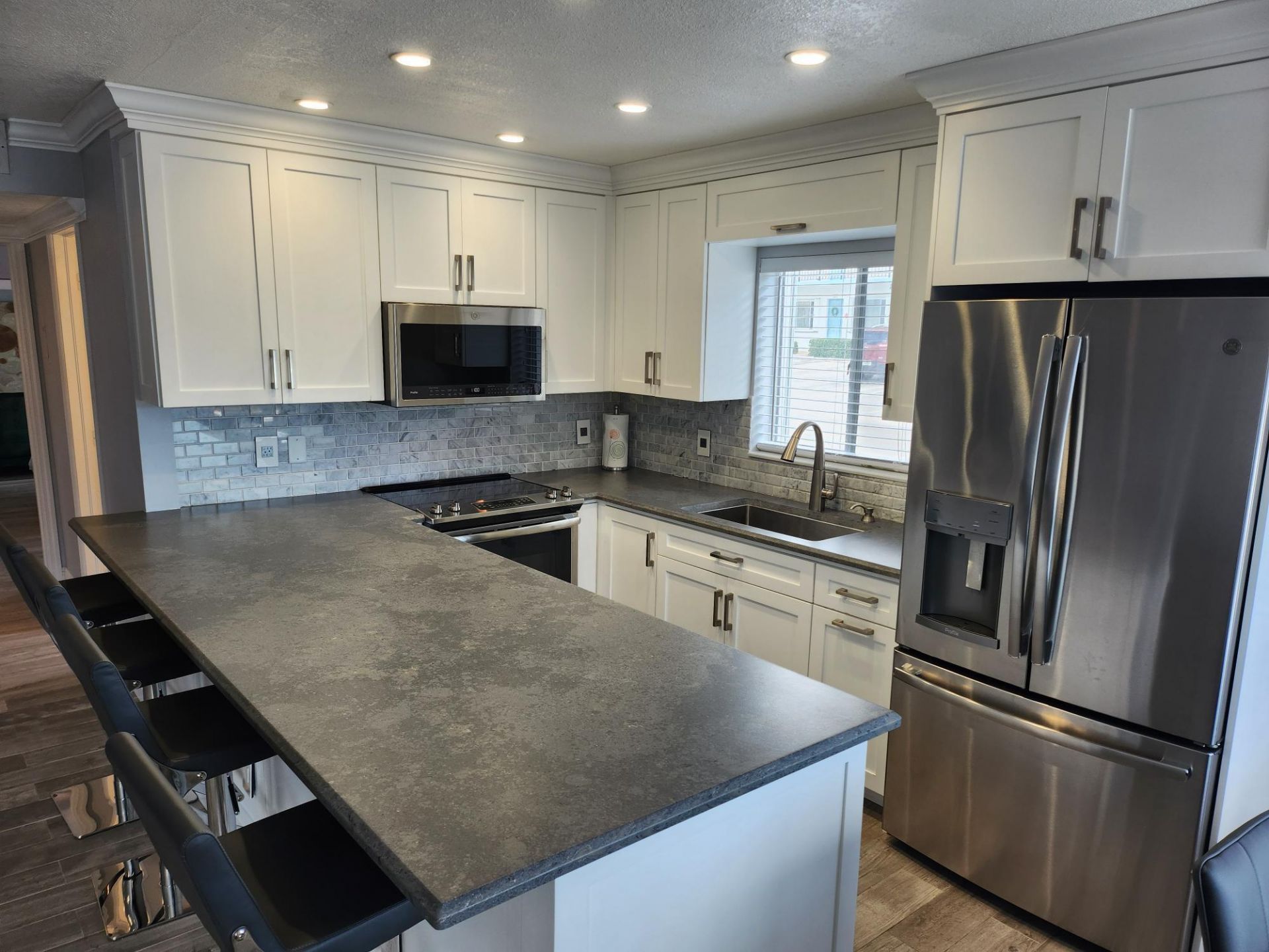3000 Lake Osborne Drive, Unit 111, Lake Worth, FL 33461 Photo