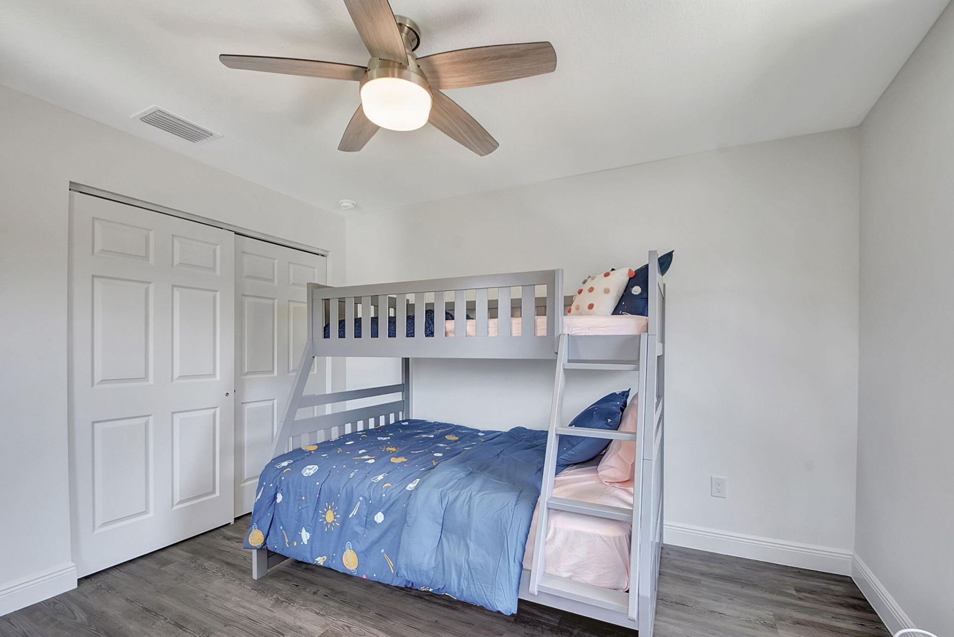 3868 Patio Court, Unit 3, Palm Springs, FL 33461 Photo