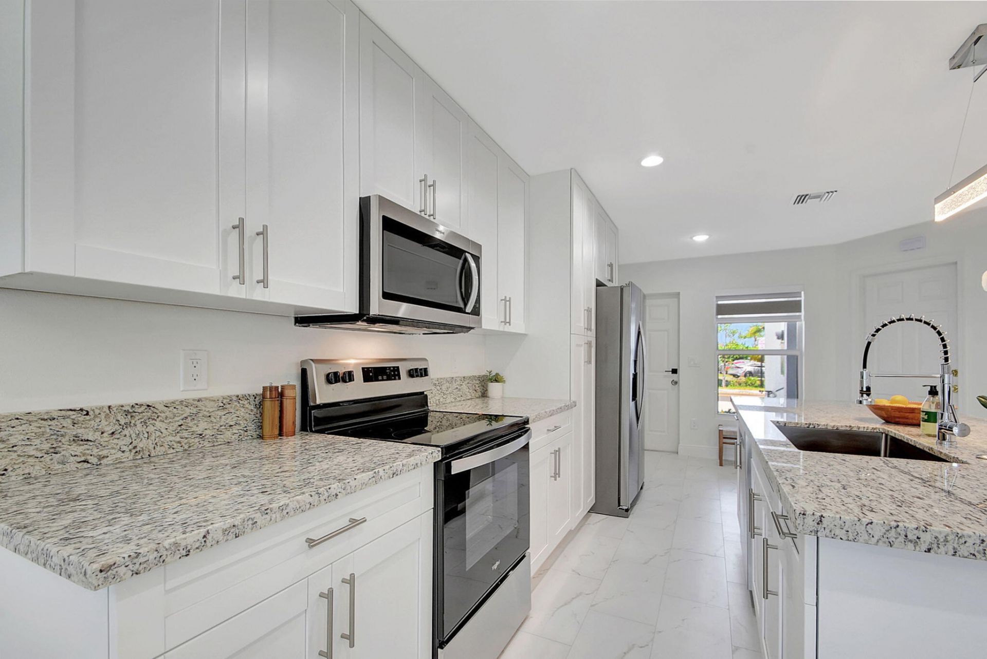 3868 Patio Court, Unit 3, Palm Springs, FL 33461 Photo