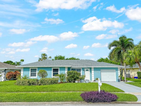 22053 Flanders Court, Boca Raton, FL 33428