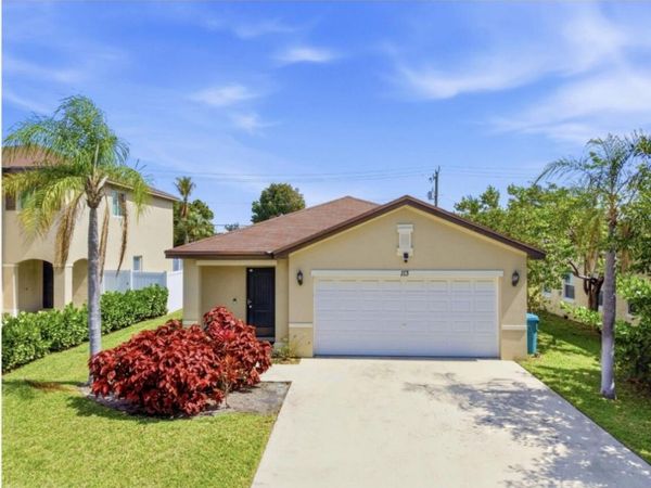 113 SE 3RD Avenue, Boynton Beach, FL 33435