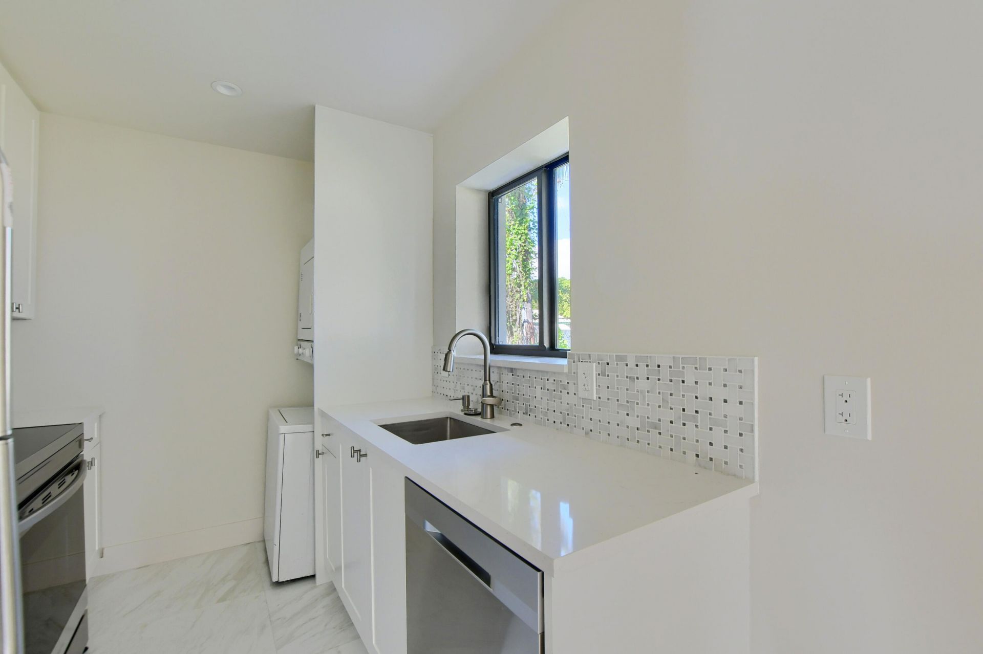 2503 Oceanview Avenue, Unit C, Delray Beach, FL 33444 Photo
