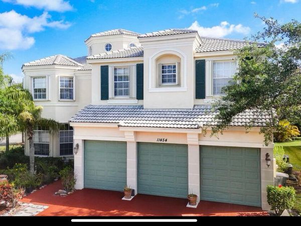11454 SW Fieldstone Way, Port St. Lucie, FL 34987