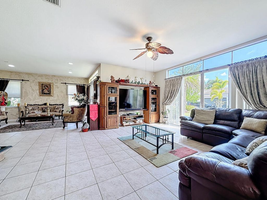 11454 SW Fieldstone Way, Port Saint Lucie, FL 34987 Photo