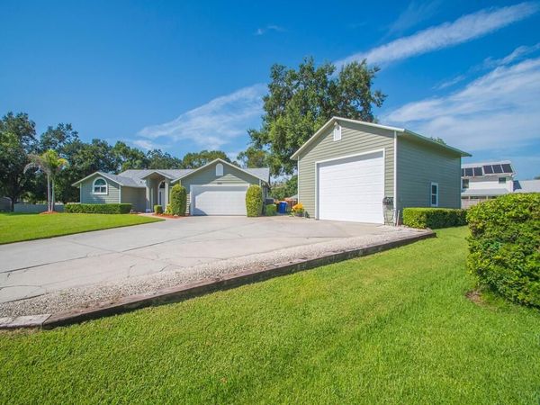 3555 3RD Place SW, Vero Beach, FL 32968