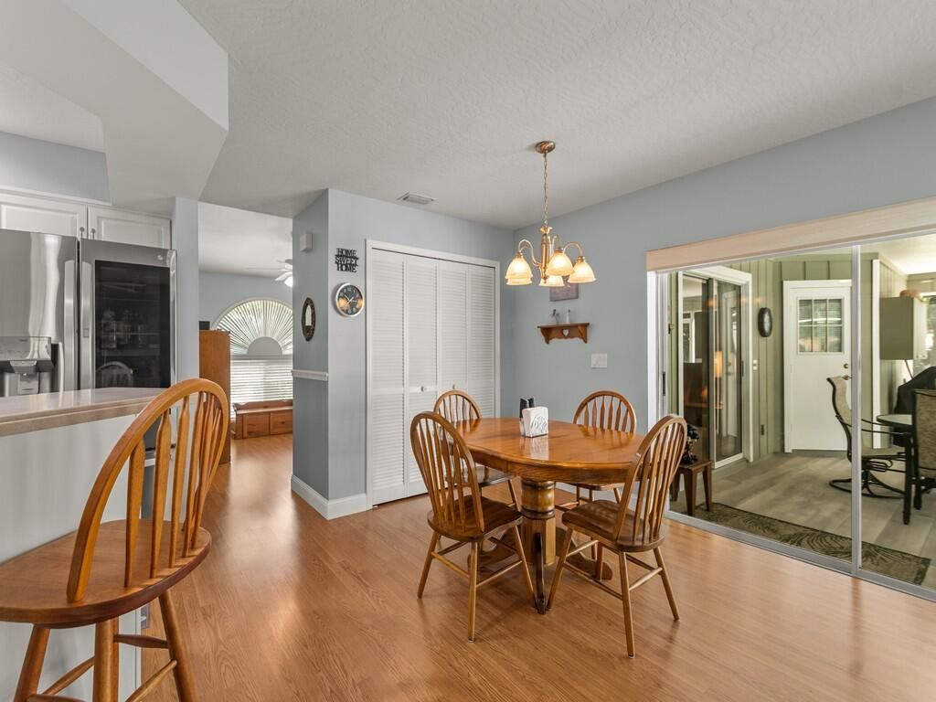 3555 3rd Place Sw, Vero Beach, FL 32968 Photo