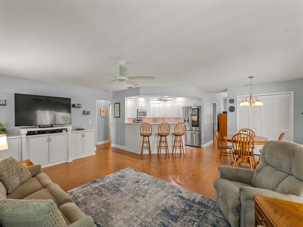 3555 3rd Place Sw, Vero Beach, FL 32968 Photo