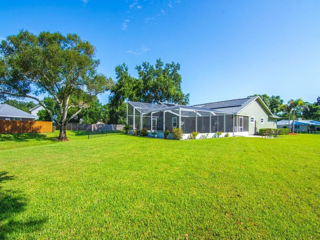 3555 3rd Place Sw, Vero Beach, FL 32968 Photo