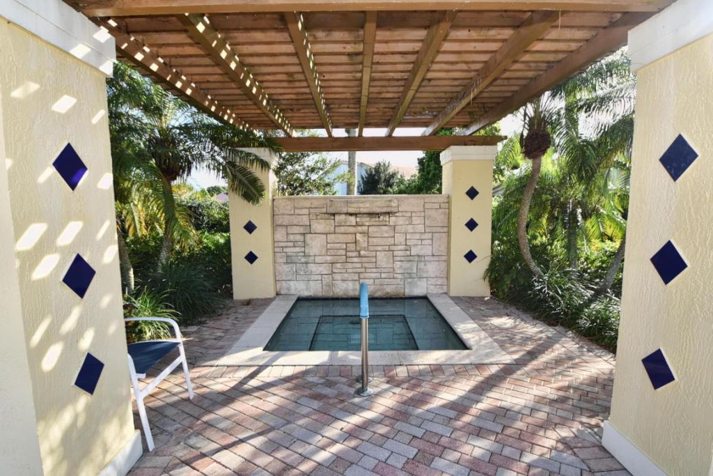 7434 Falls Road W, Boynton Beach, FL 33437 Photo