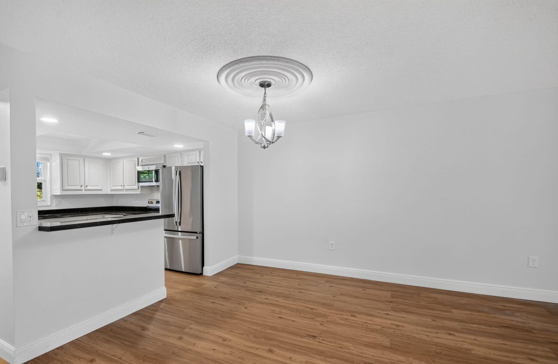 145 Atlantis Boulevard, Unit 202, Atlantis, FL 33462 Photo