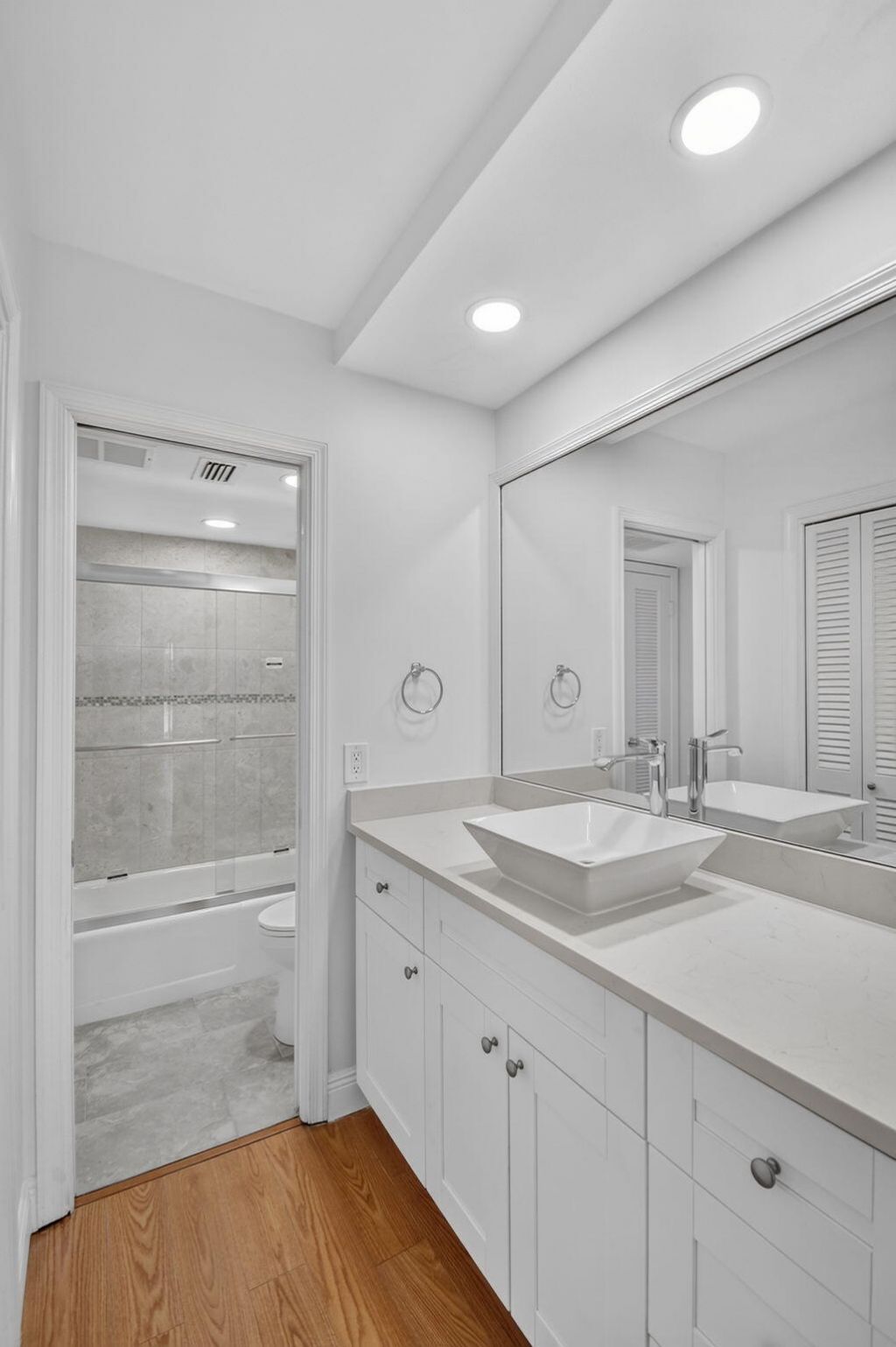 145 Atlantis Boulevard, Unit 202, Atlantis, FL 33462 Photo