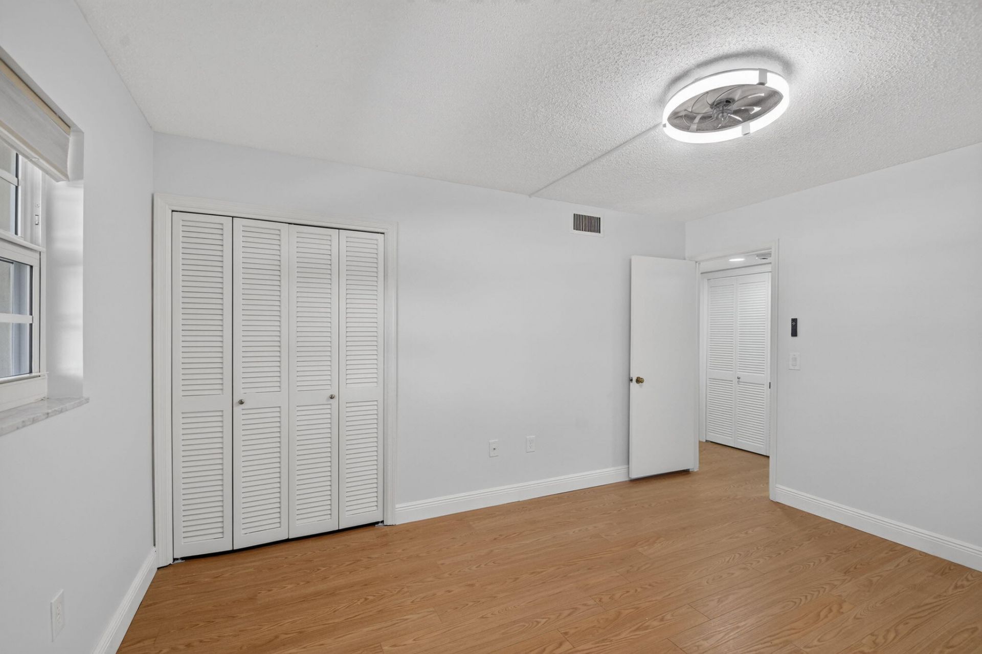 145 Atlantis Boulevard, Unit 202, Atlantis, FL 33462 Photo