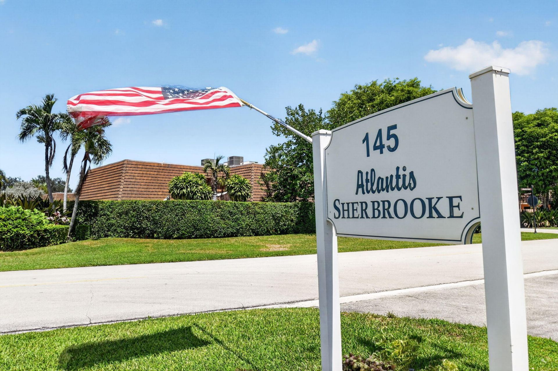 145 Atlantis Boulevard, Unit 202, Atlantis, FL 33462 Photo