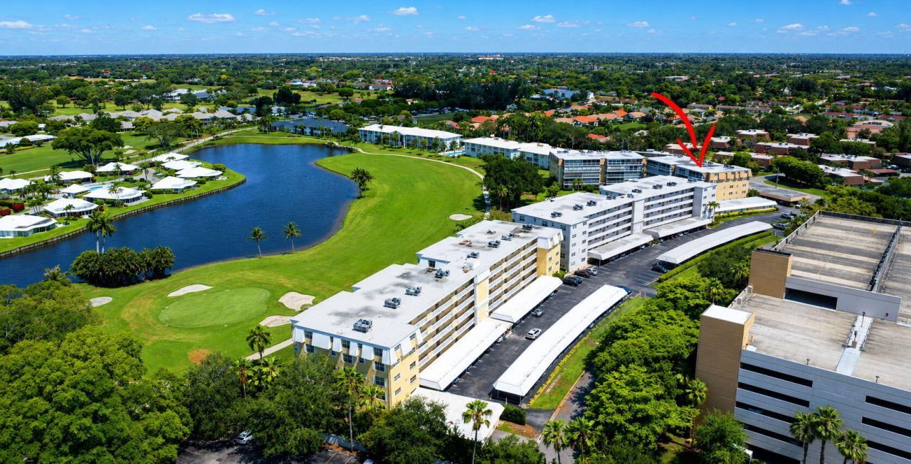 145 Atlantis Boulevard, Unit 202, Atlantis, FL 33462 Photo