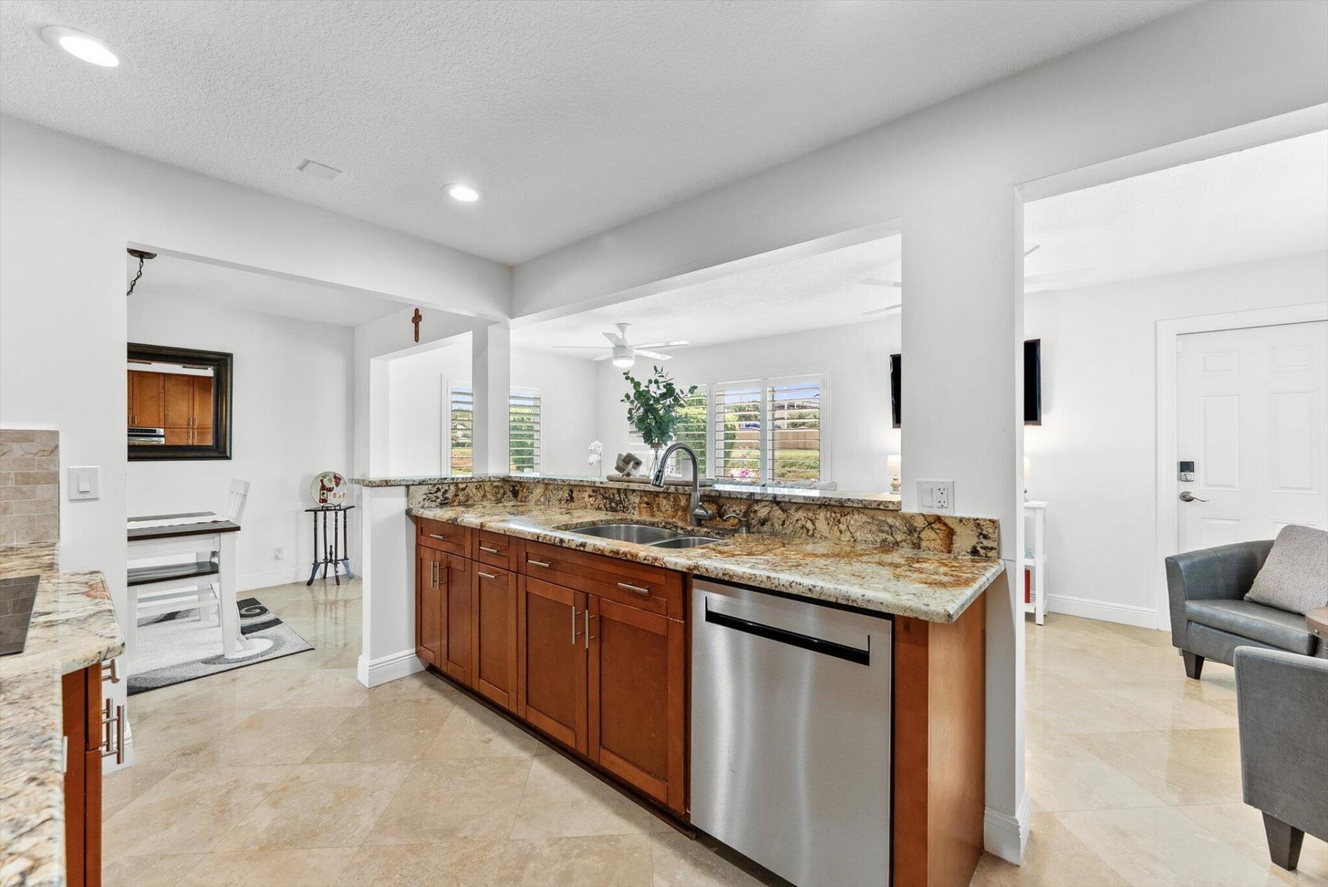 2390 SW 14th Avenue, Boynton Beach, FL 33426 Photo