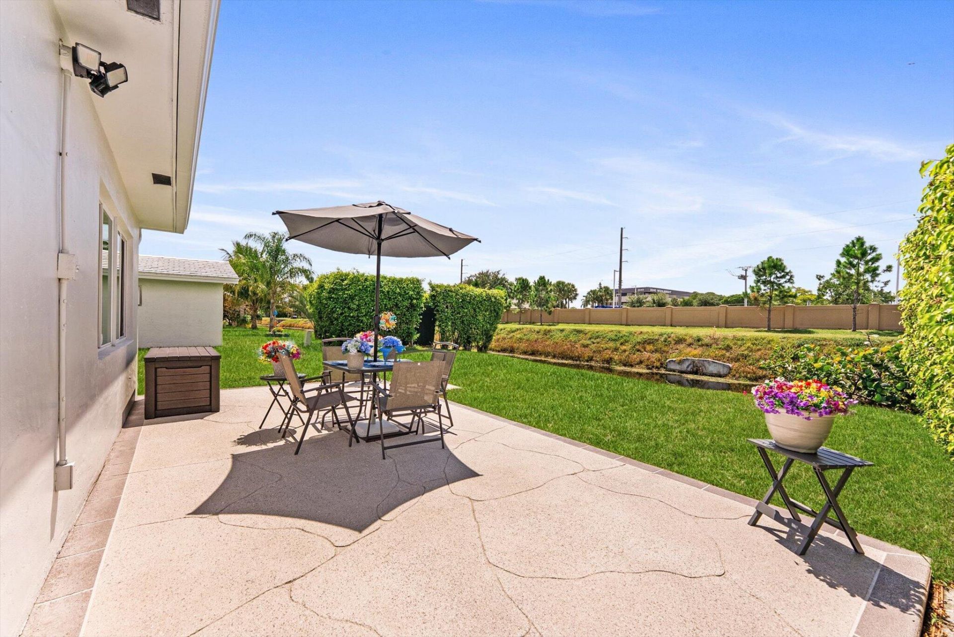 2390 SW 14th Avenue, Boynton Beach, FL 33426 Photo